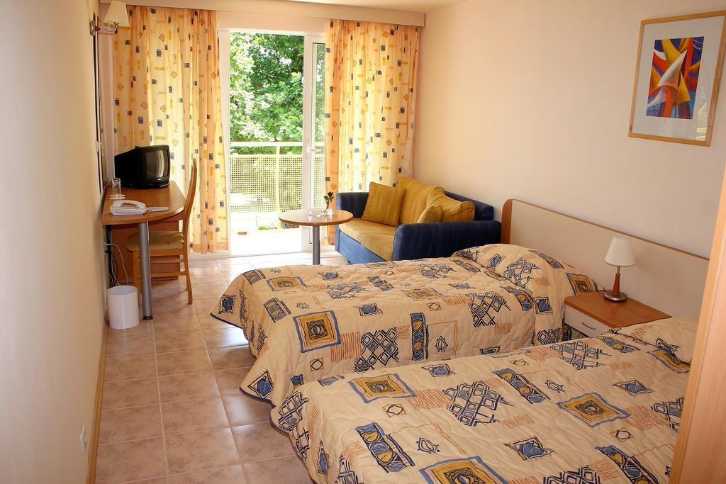 Hotel Orhidea Albena Cameră foto